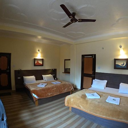 The Royal Orchard Kasol 호텔 외부 사진