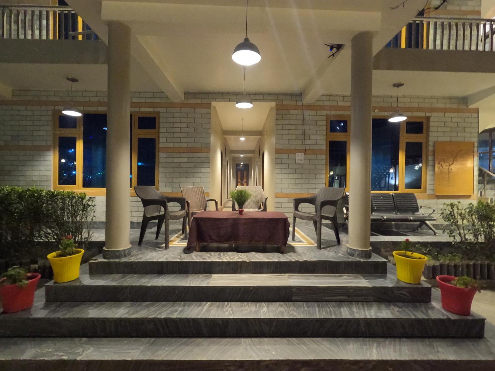 The Royal Orchard Kasol 호텔 외부 사진