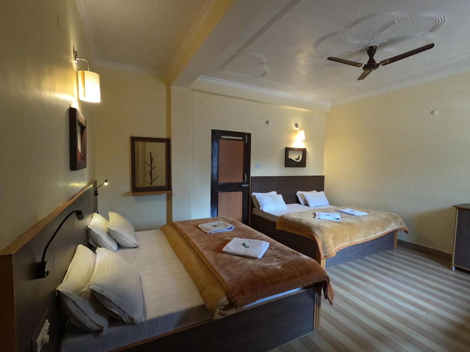 The Royal Orchard Kasol 호텔 외부 사진