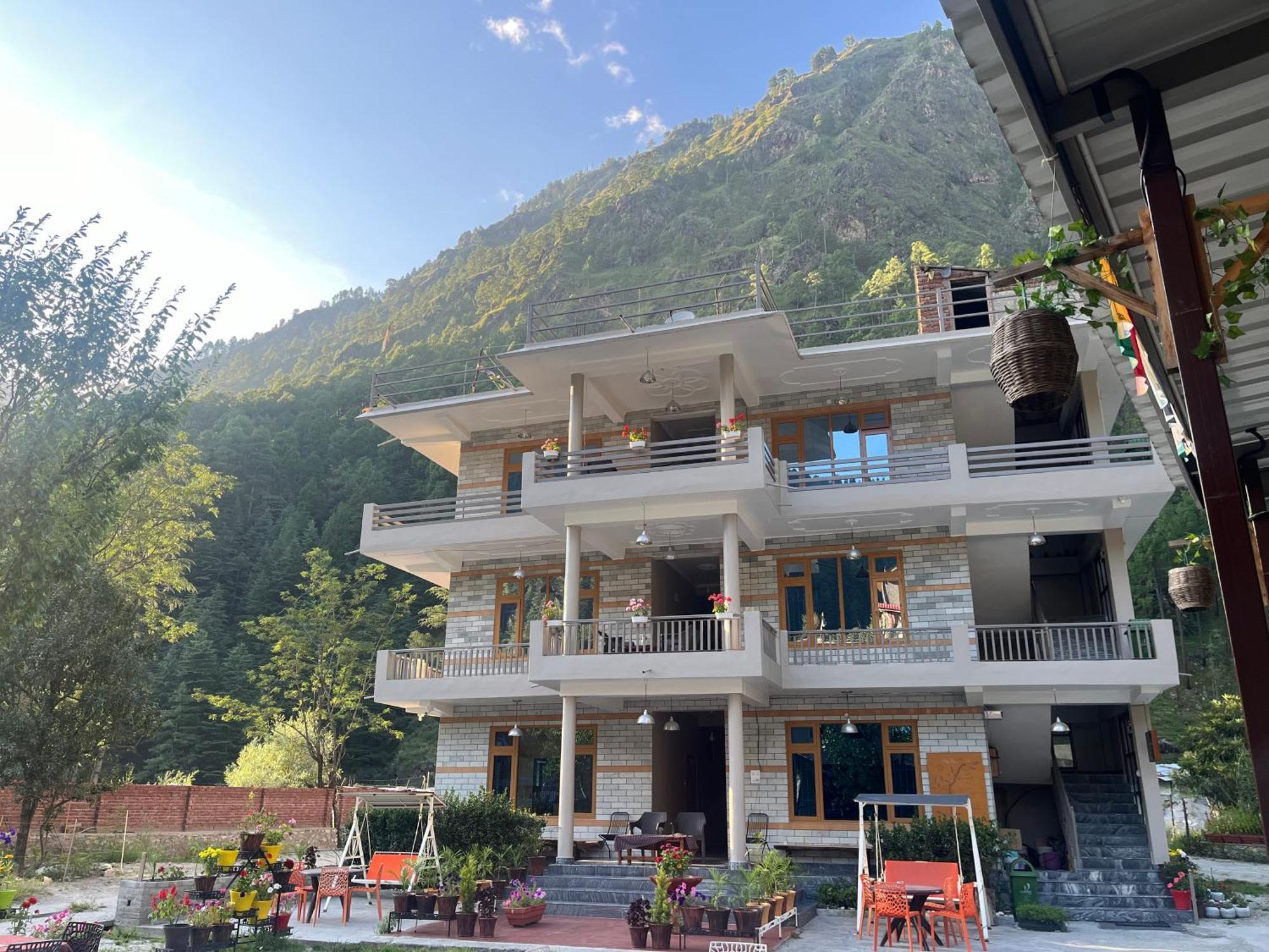 The Royal Orchard Kasol 호텔 외부 사진