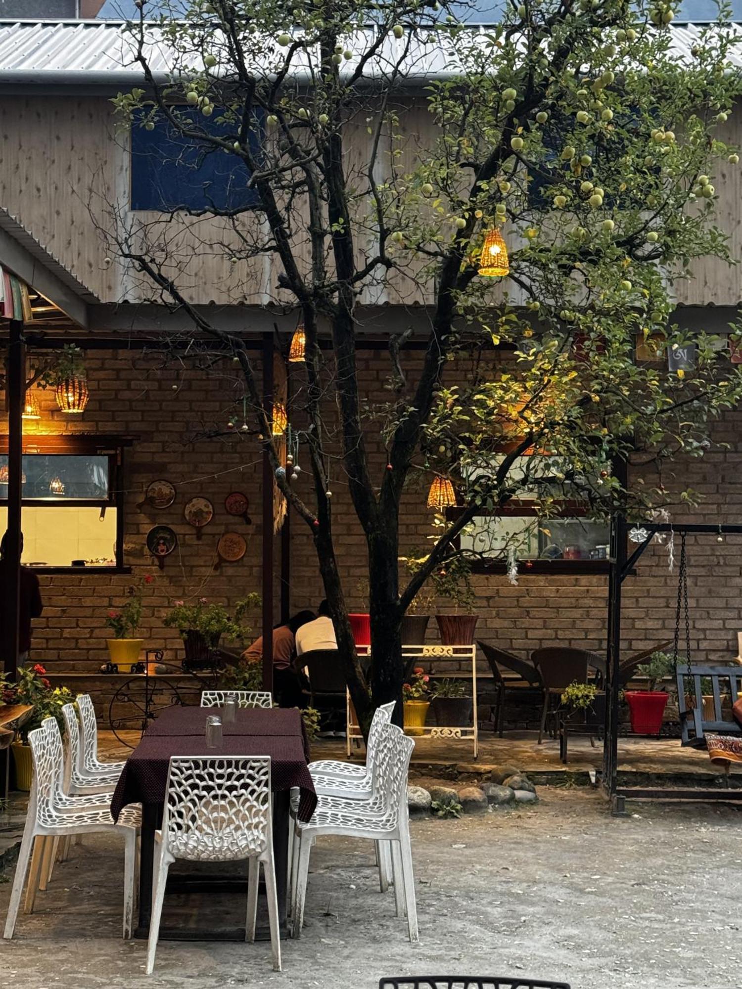 The Royal Orchard Kasol 호텔 외부 사진